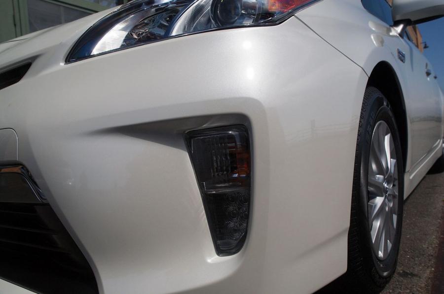  Toyota Prius Plug-In Hybrid 2012 года  (фото 72 из 75)